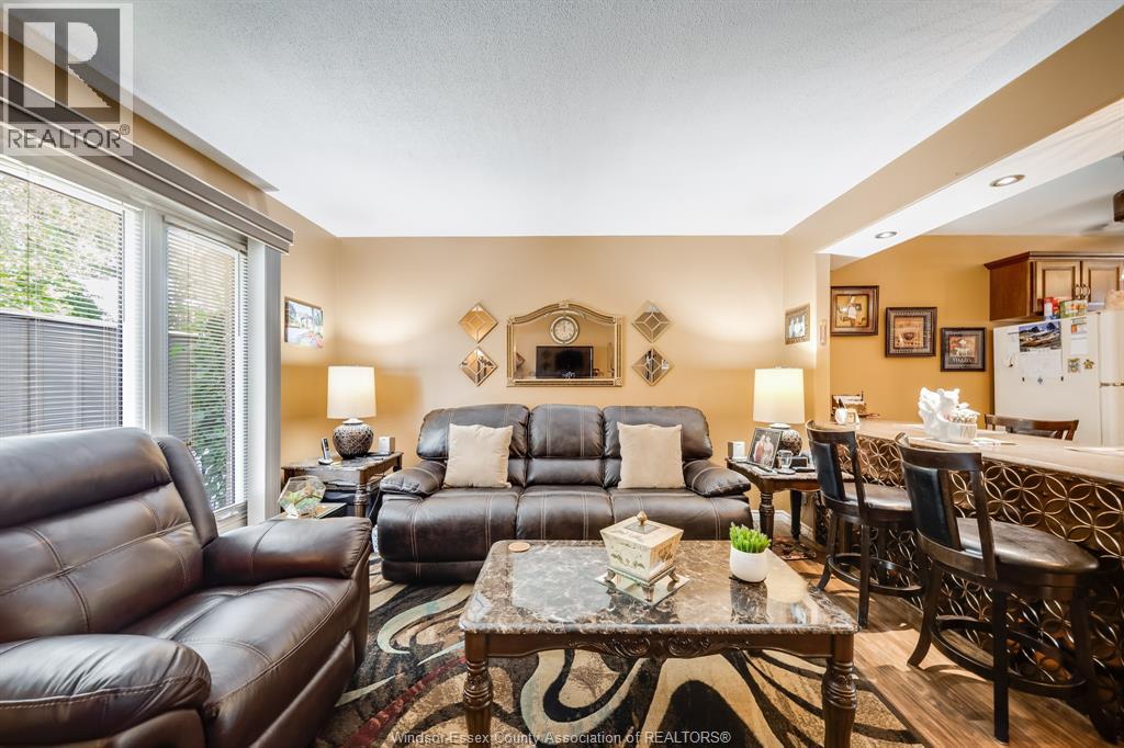 #54 2629 VINE COURT - 15