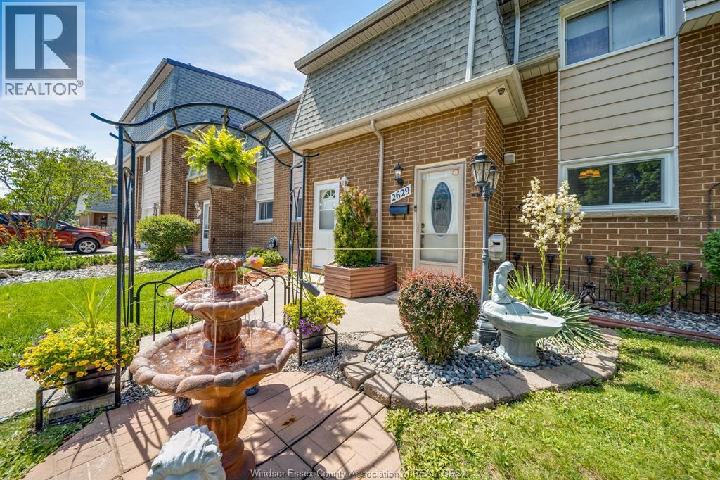 #54 2629 VINE COURT - 5