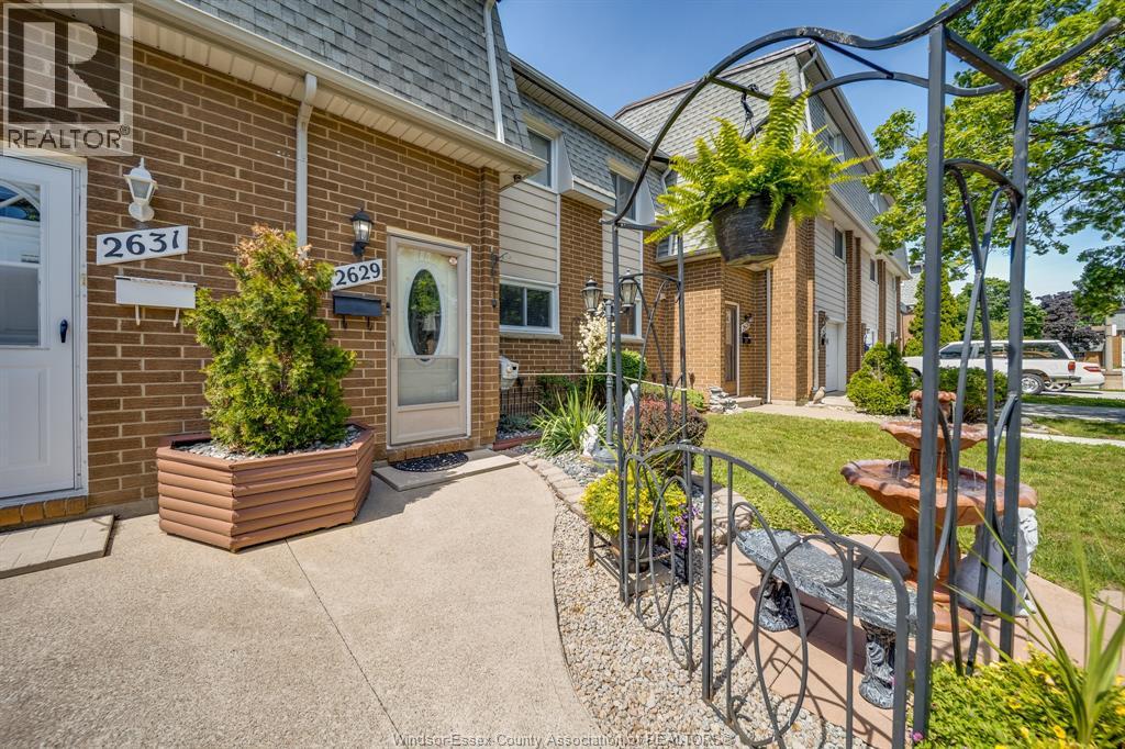 #54 2629 VINE COURT - 6