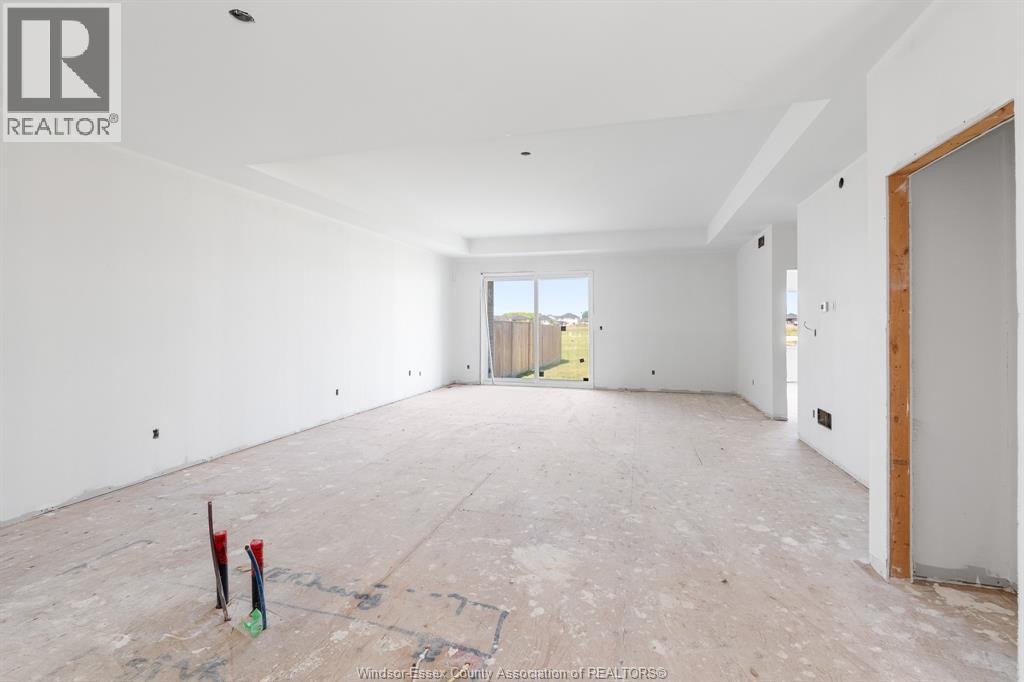 176 McLellan AVENUE - 10
