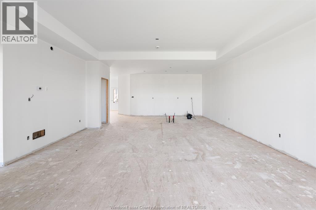 176 McLellan AVENUE - 12