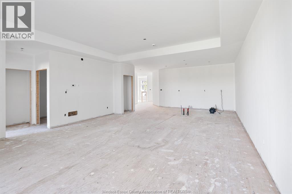 176 McLellan AVENUE - 13