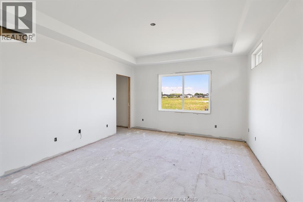 176 McLellan AVENUE - 17