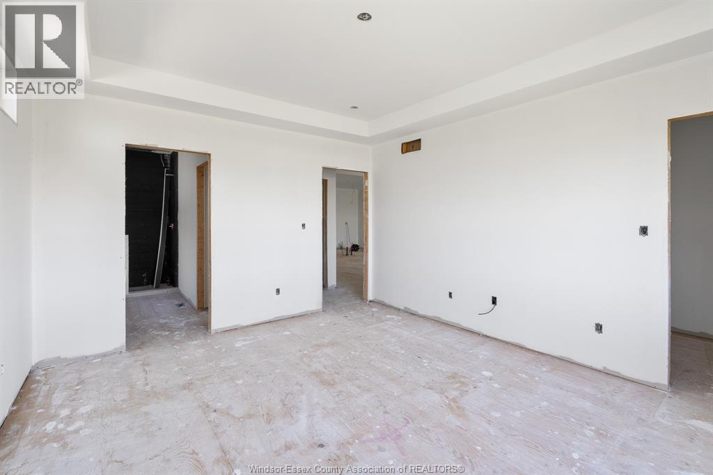 176 McLellan AVENUE - 18