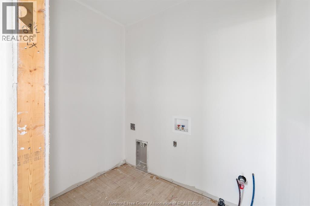 176 McLellan AVENUE - 20
