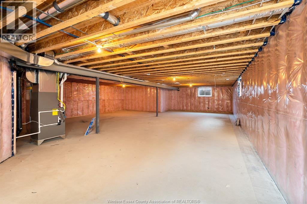 176 McLellan AVENUE - 24