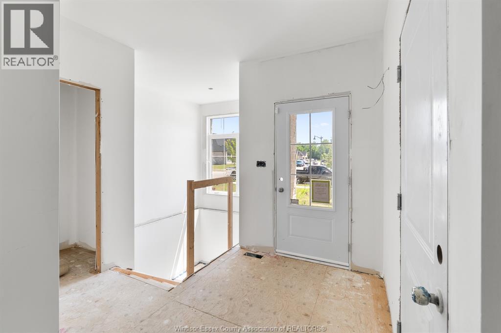 176 McLellan AVENUE - 9