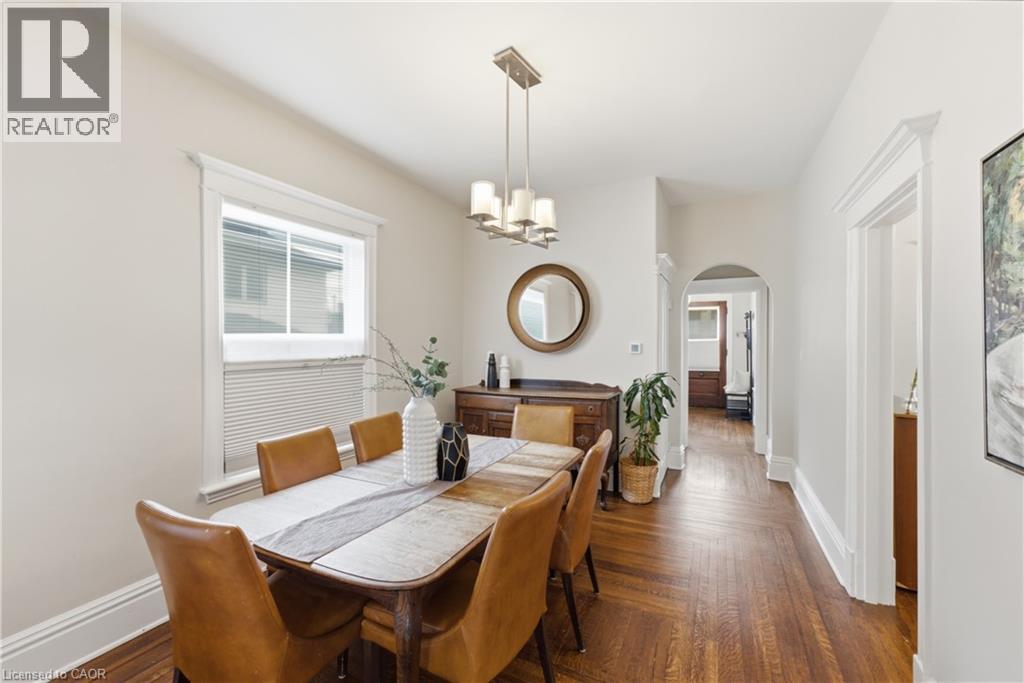 2 COTTAGE Avenue - 10