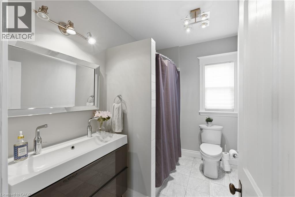2 COTTAGE Avenue - 22