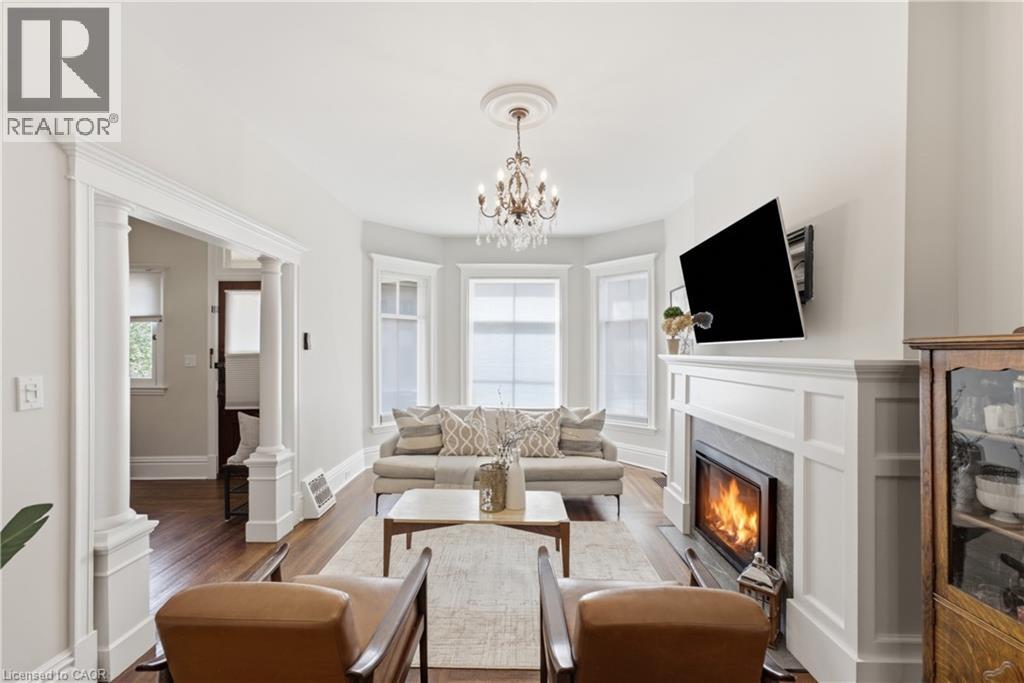 2 COTTAGE Avenue - 5