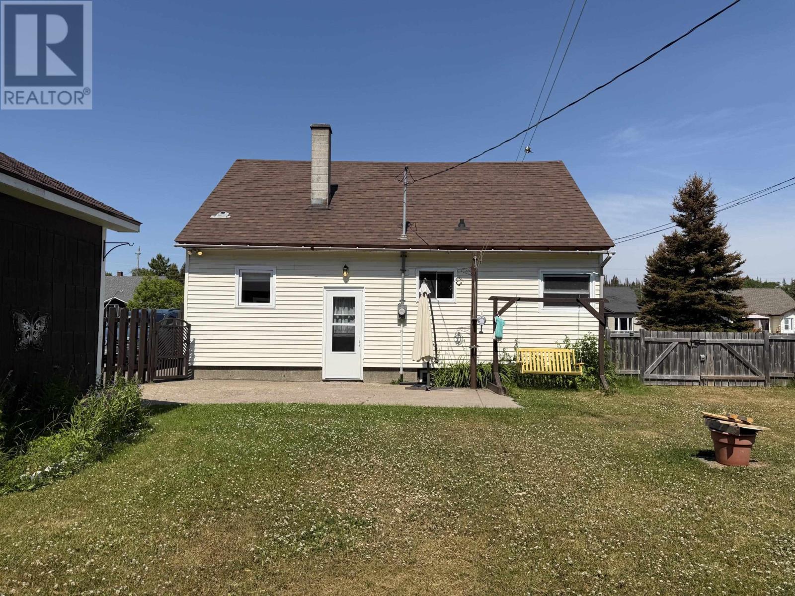4 Elizabeth AVE - 24