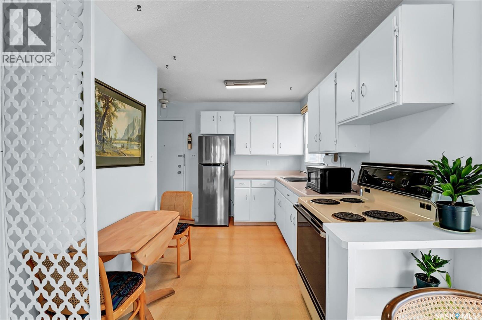 334 Johnson CRESCENT - 13