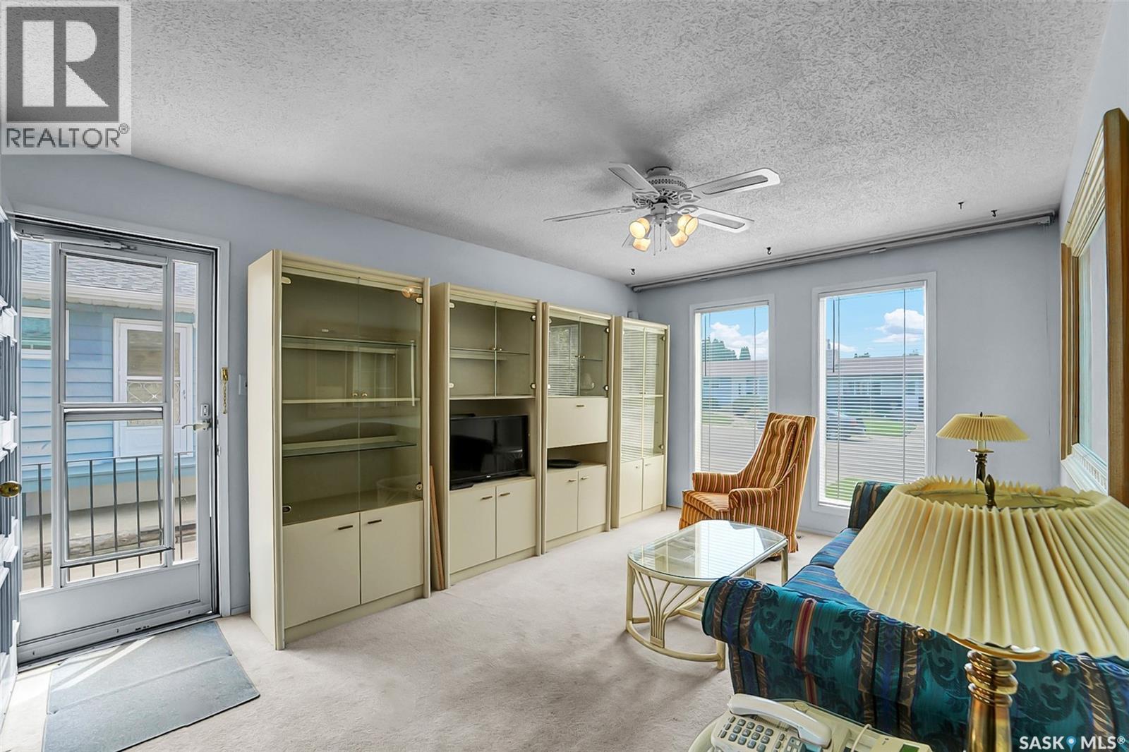 334 Johnson CRESCENT - 7
