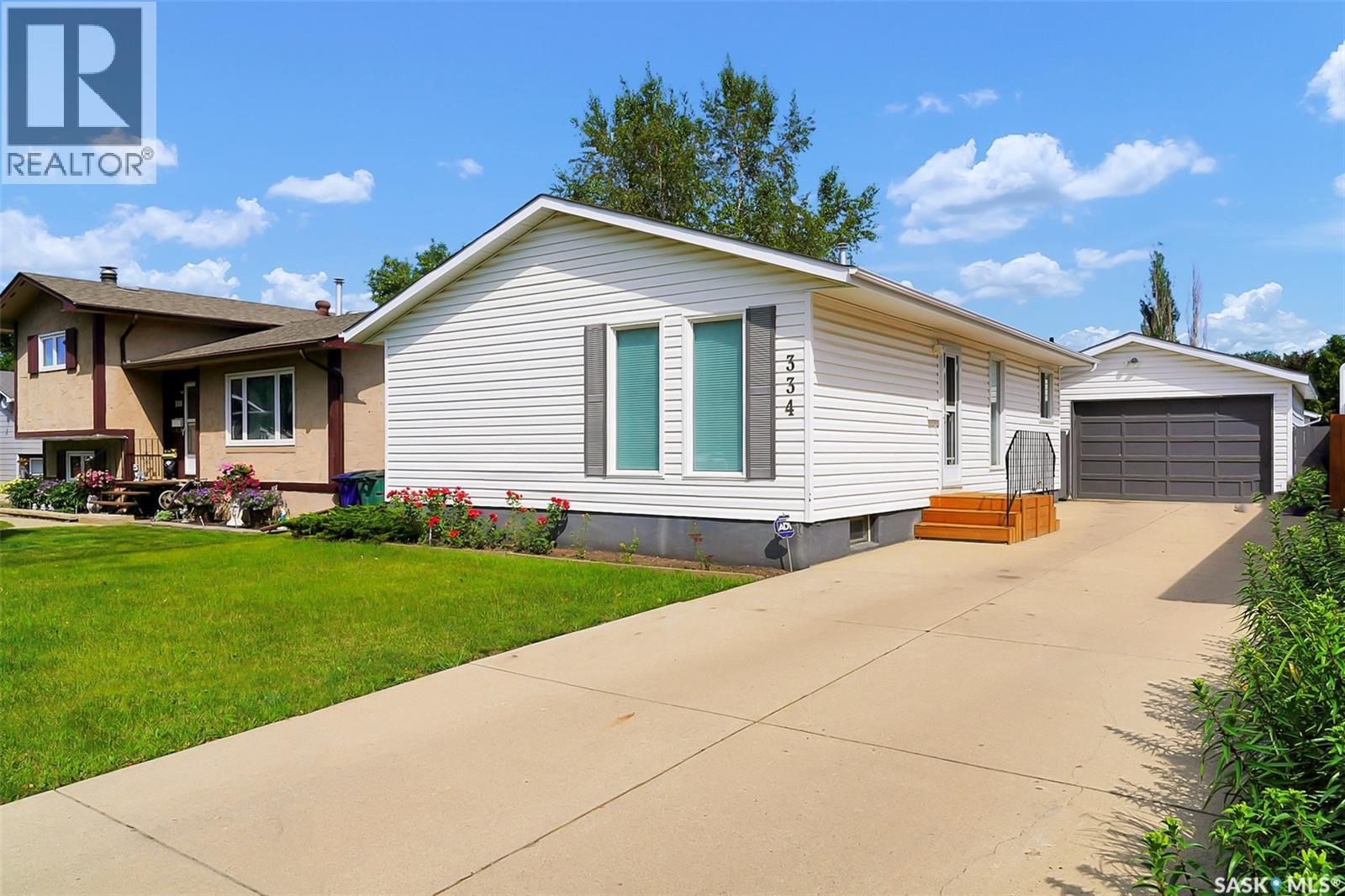 334 Johnson CRESCENT - Image 2