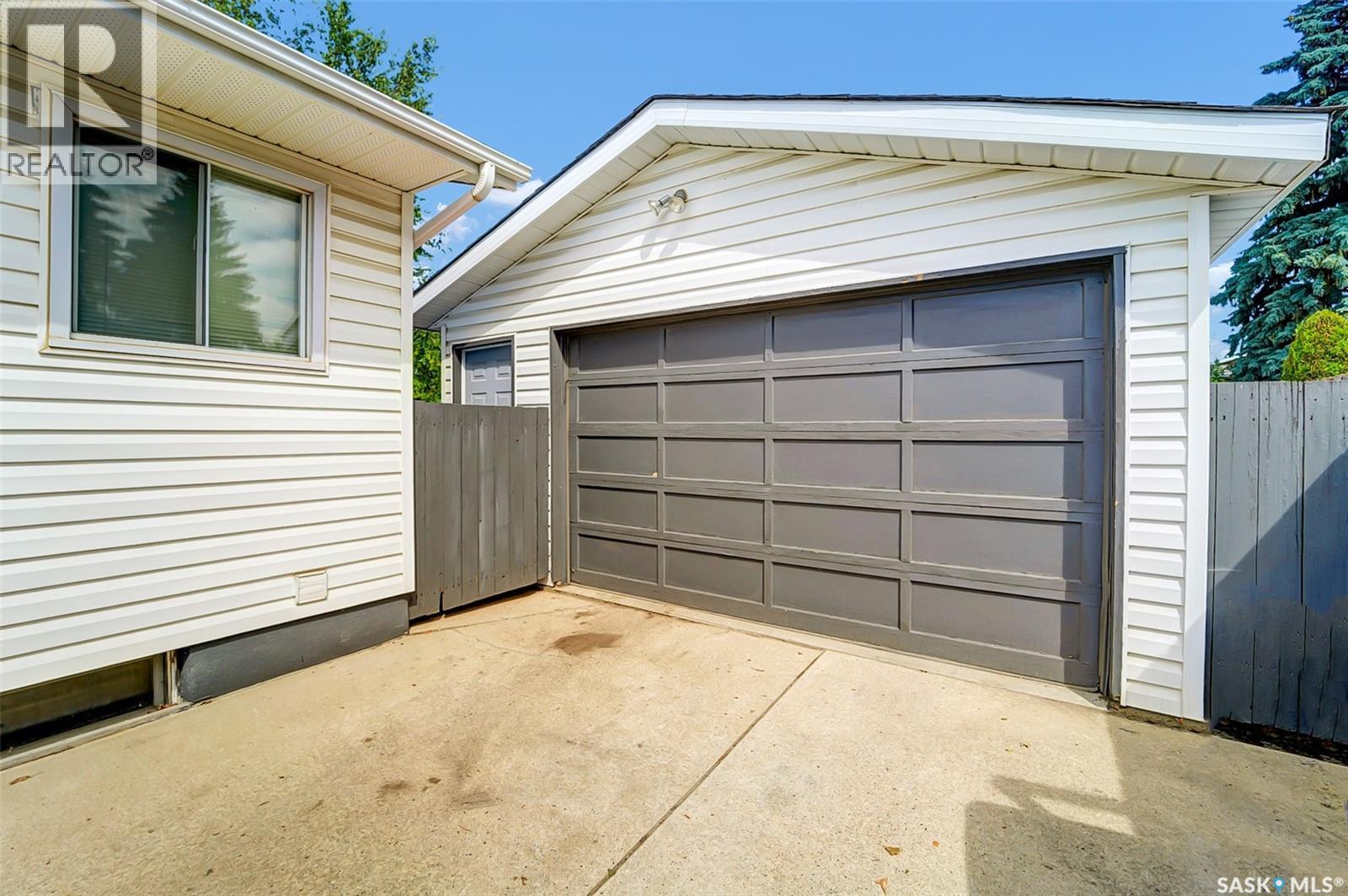 334 Johnson CRESCENT - 5