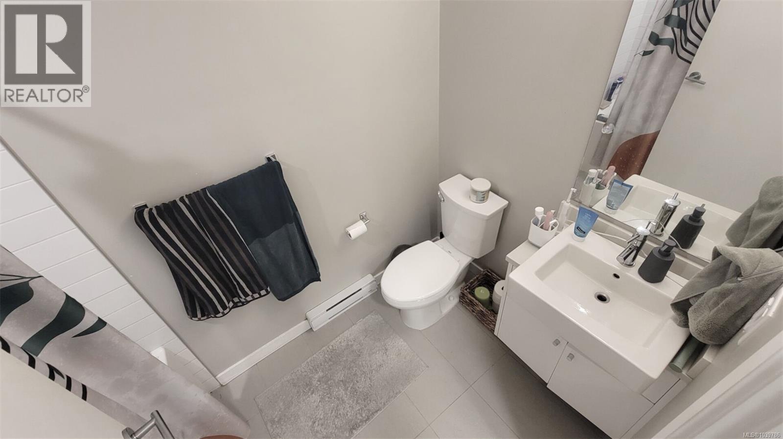 #304 767 Tyee Rd - 15