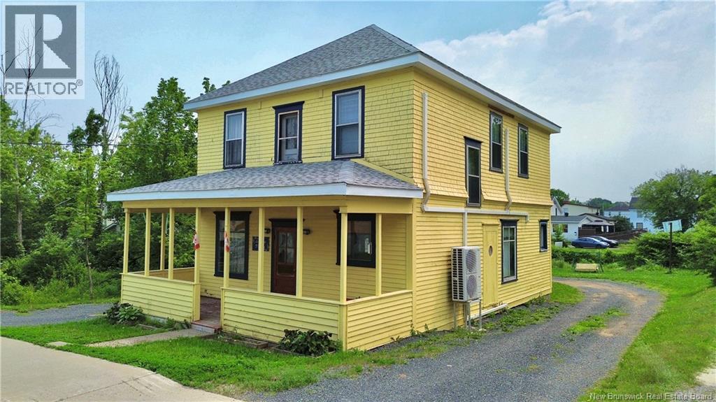 539 QUEEN ST - Image 2