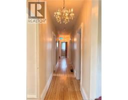 539 Queen St, photo 21