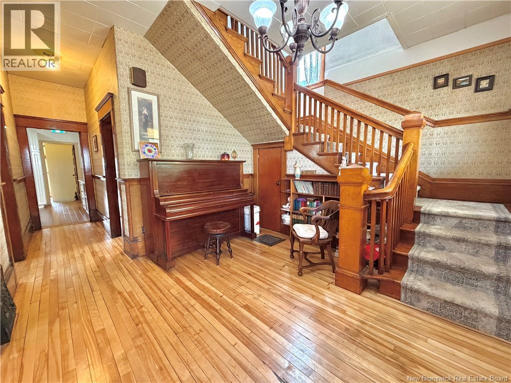 539 QUEEN ST - Image 9