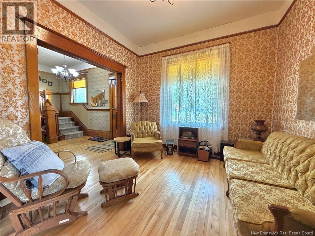539 QUEEN ST - Image 10