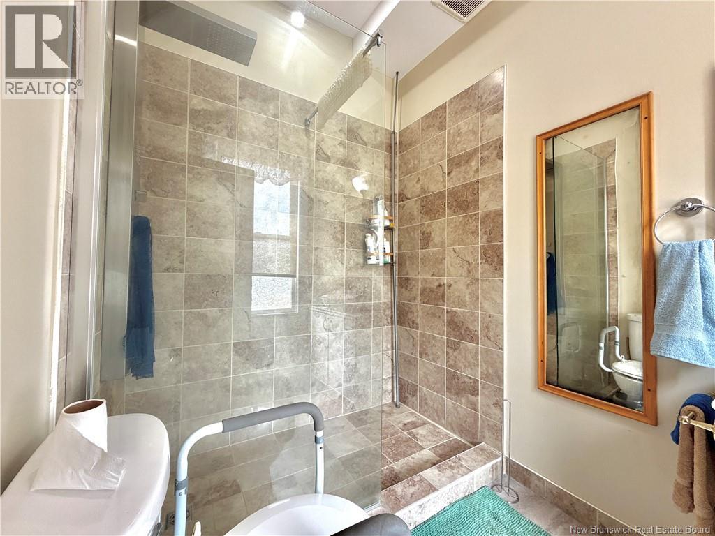539 QUEEN ST - Image 22