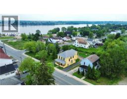 539 Queen St, photo 3