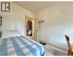 539 Queen St, photo 24