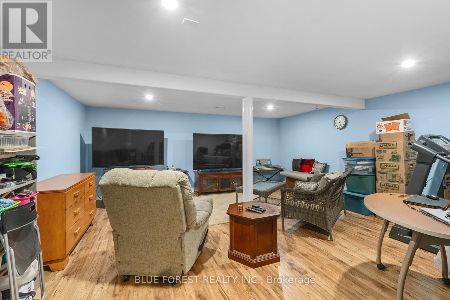 92 SALEM COURT - 38