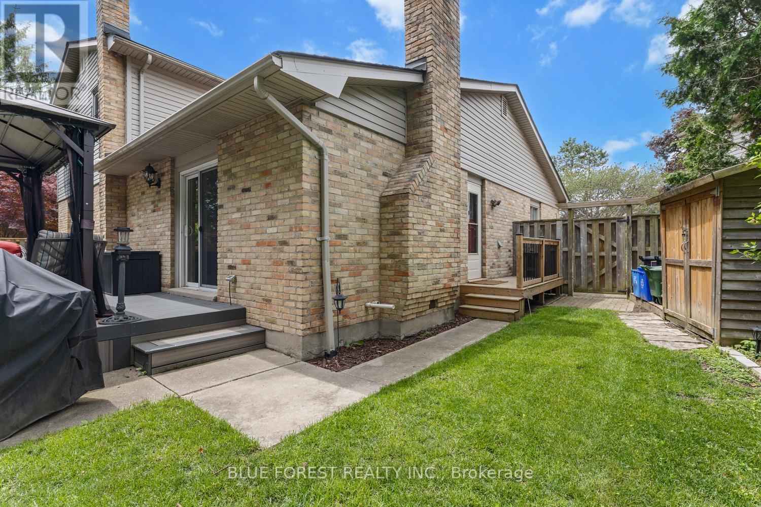 92 SALEM COURT - 42