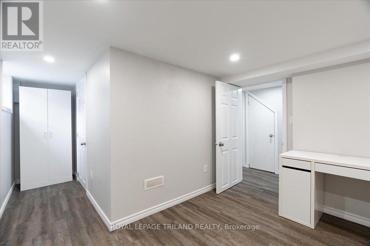 133 WILSON AVENUE - 14