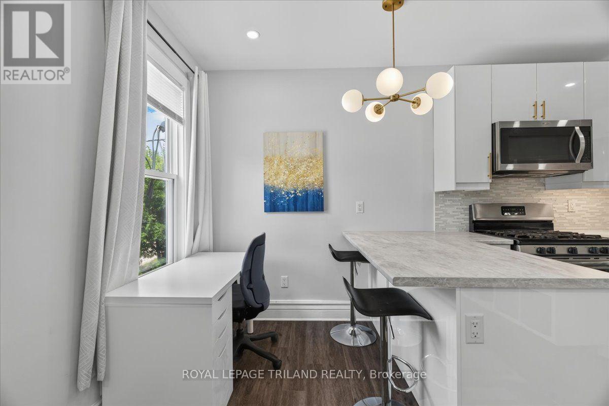 133 WILSON AVENUE - 21