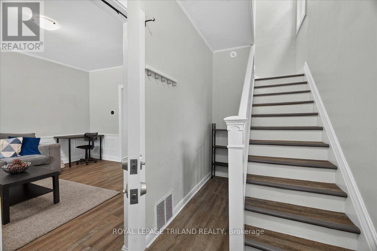 133 WILSON AVENUE - 4