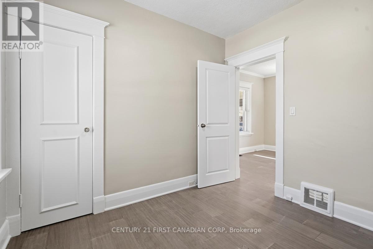 63 BEATTIE AVENUE - 20