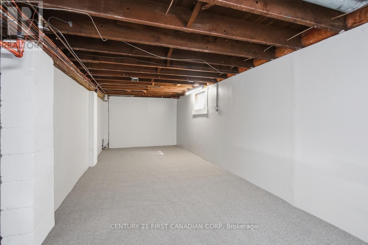 63 BEATTIE AVENUE - 29