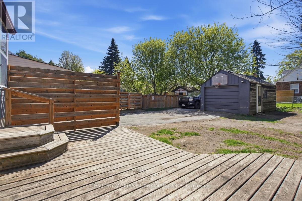 63 BEATTIE AVENUE - 38