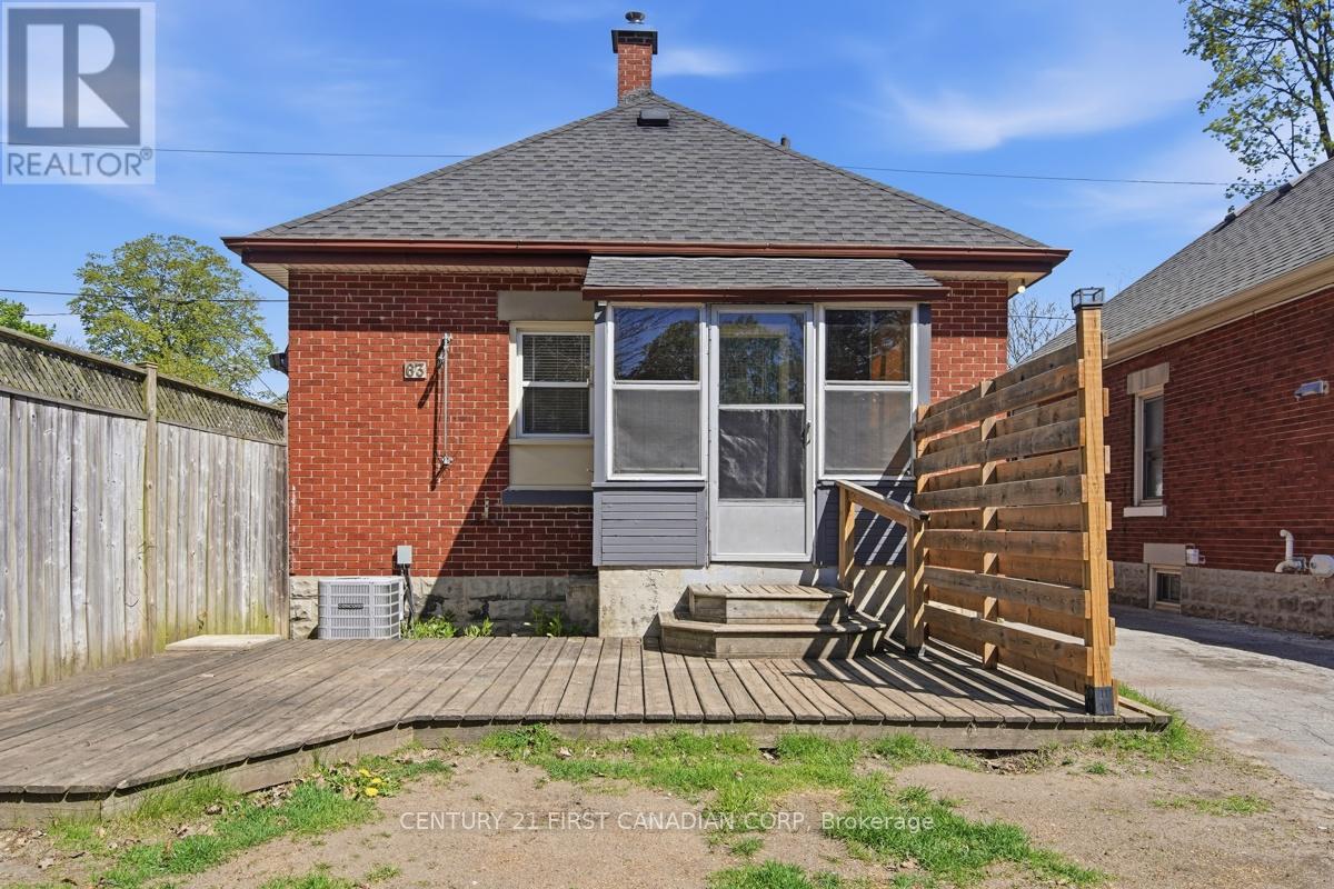 63 BEATTIE AVENUE - 41
