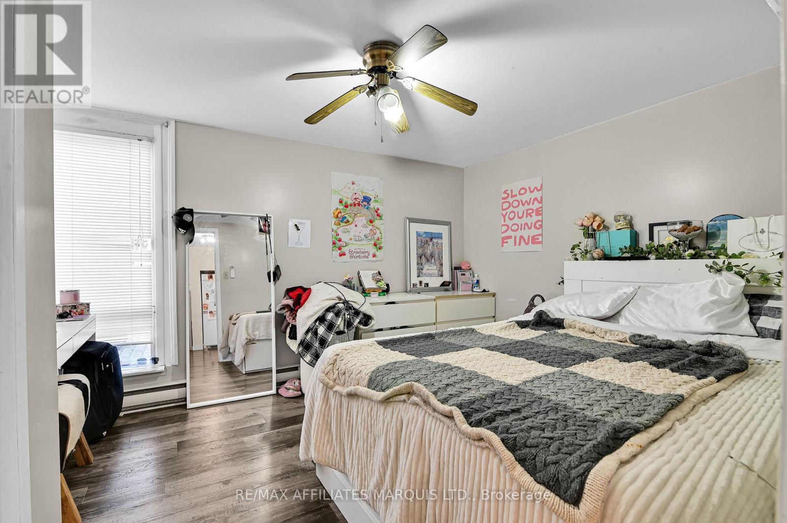 1603 PETER STREET - 24