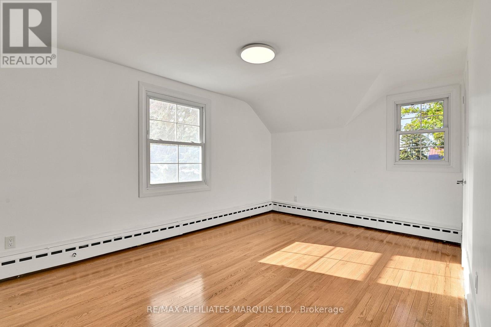 1603 PETER STREET - 33