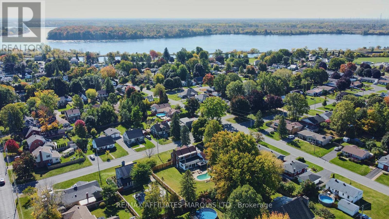 1603 PETER STREET - 49