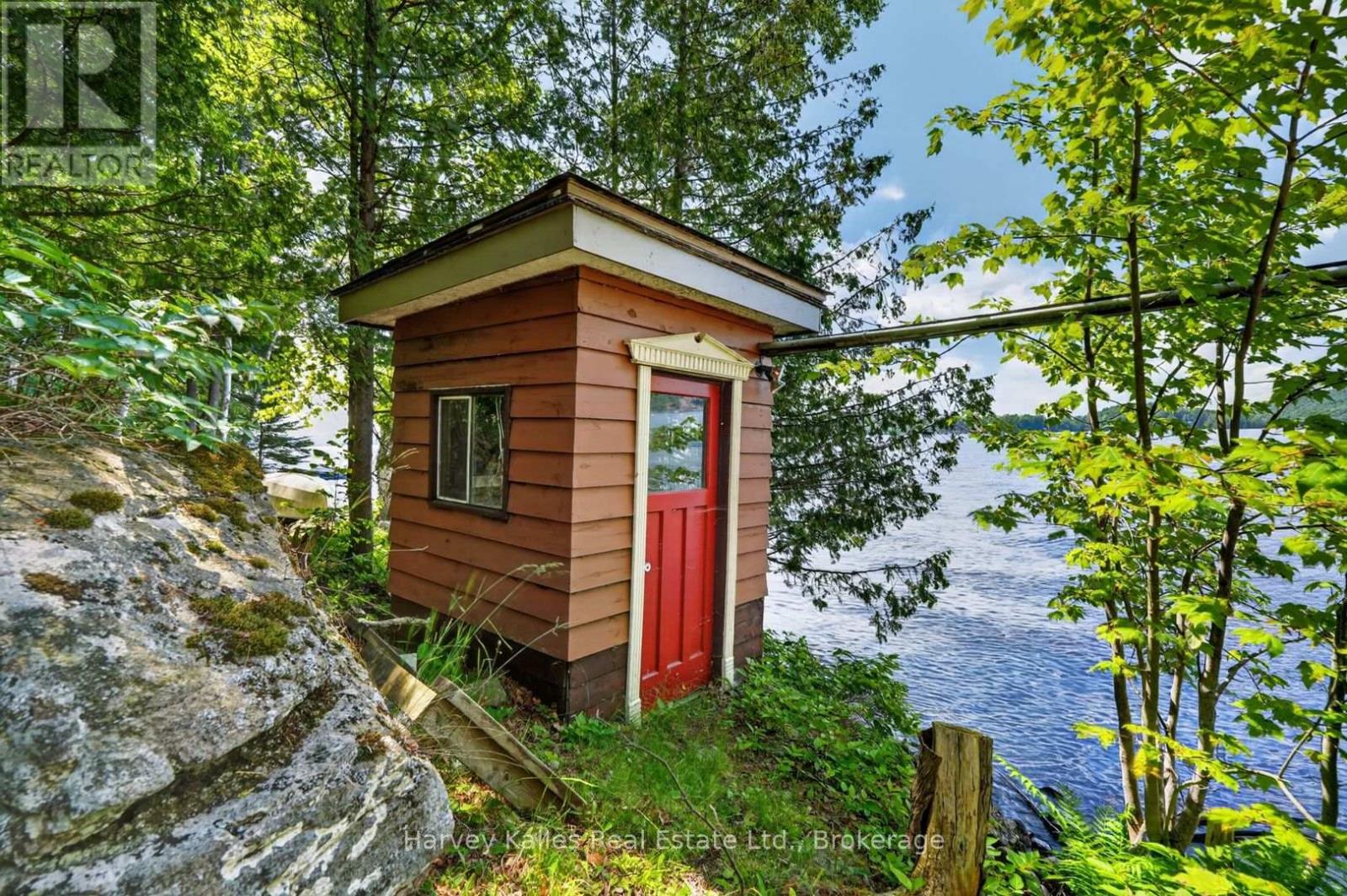 260 WEST POINT SANDS ROAD - 37