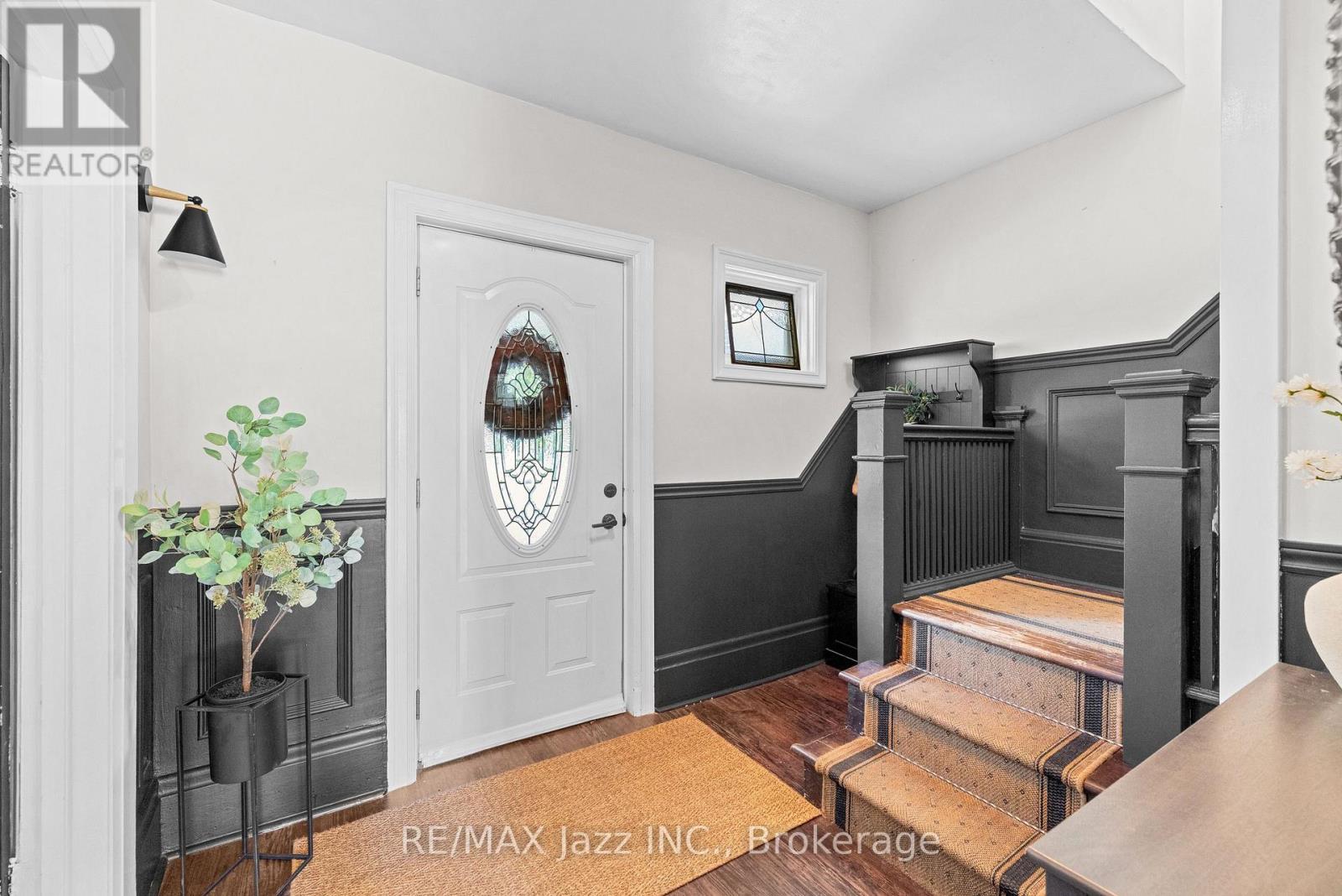 477 MASSON STREET - Image 10