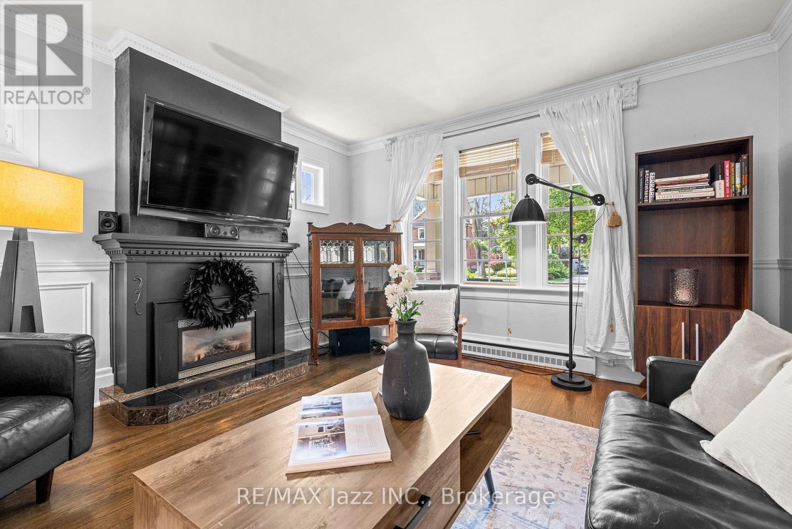 477 MASSON STREET - Image 13