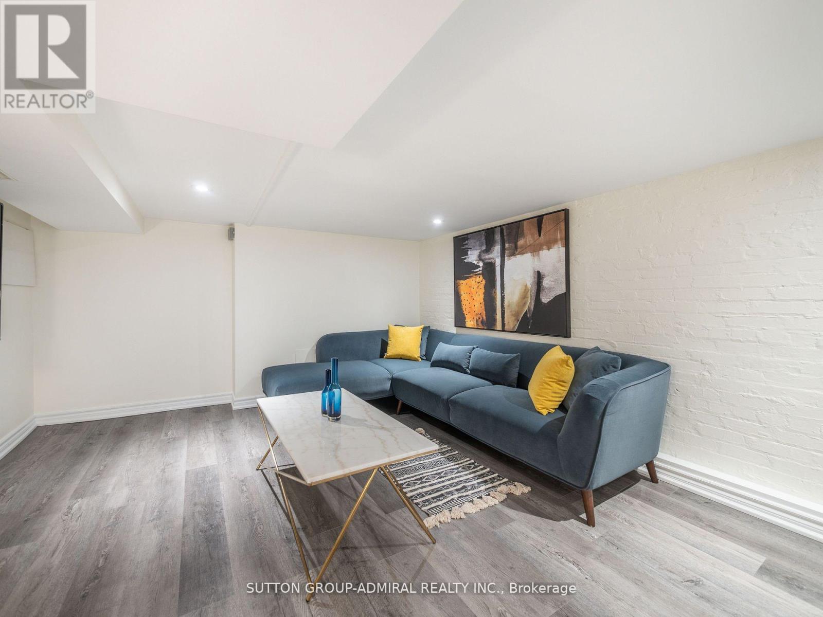 389 DAVISVILLE AVENUE - Image 37