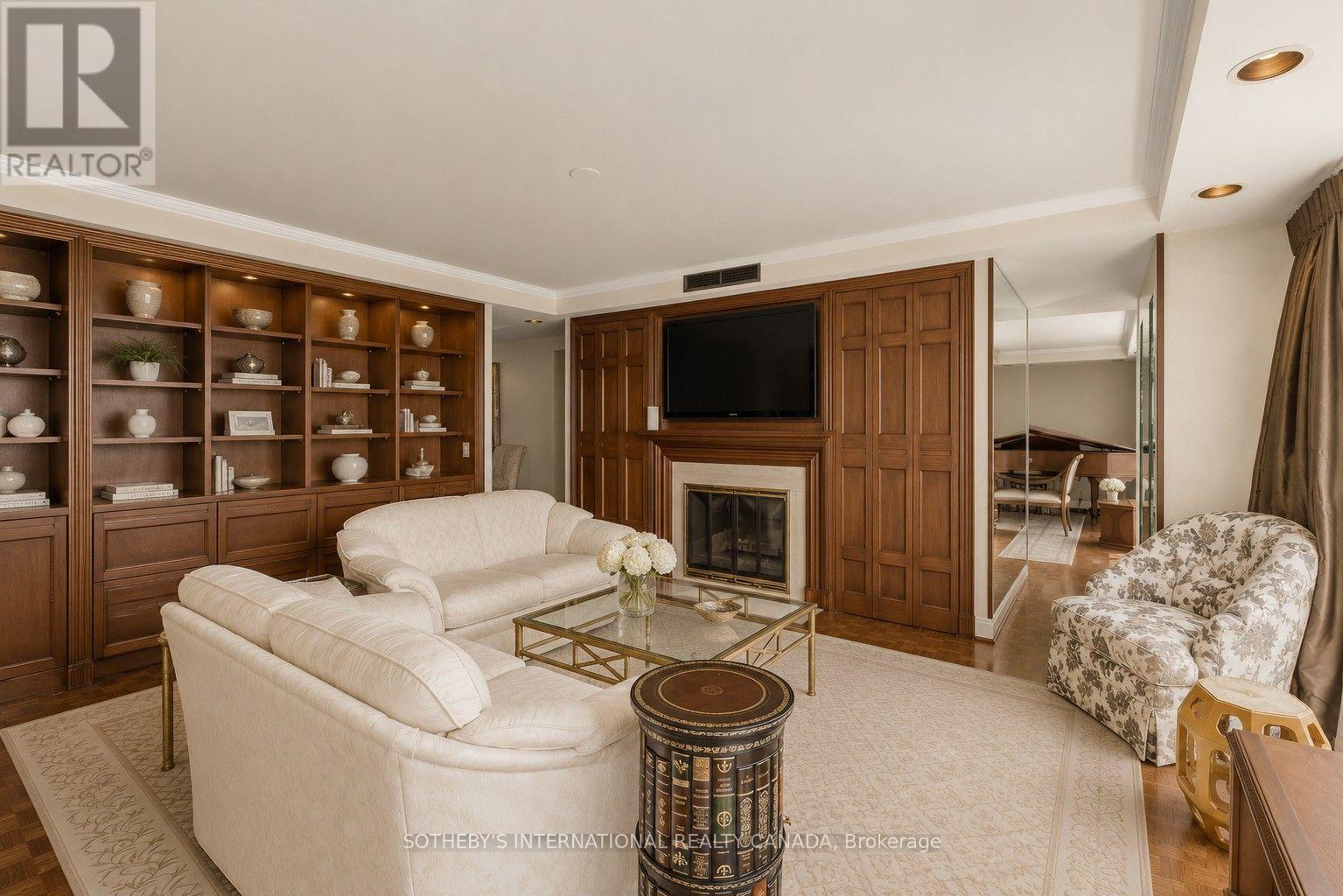 #1801 63 ST CLAIR AVENUE W - Image 11