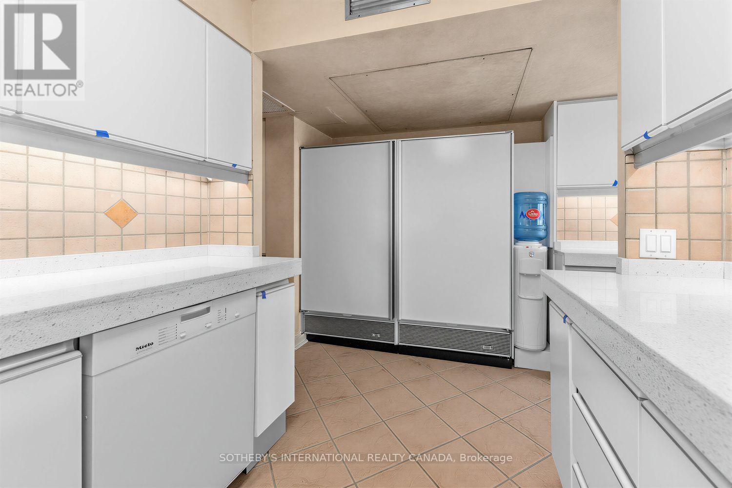 #1801 63 ST CLAIR AVENUE W - Image 14