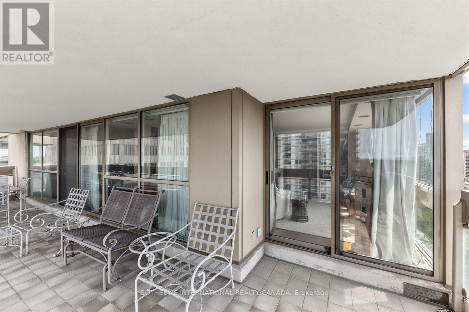 #1801 63 ST CLAIR AVENUE W - Image 26