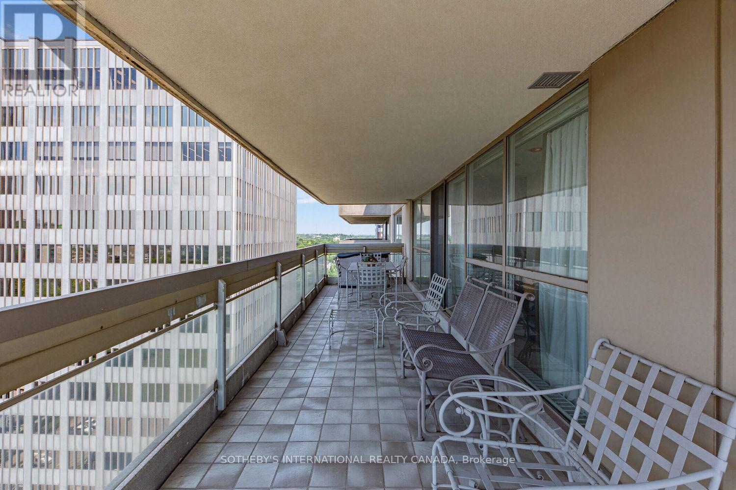 #1801 63 ST CLAIR AVENUE W - Image 27