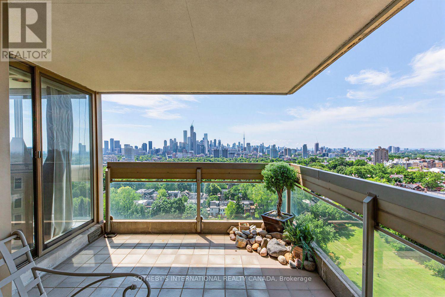 #1801 63 ST CLAIR AVENUE W - Image 29