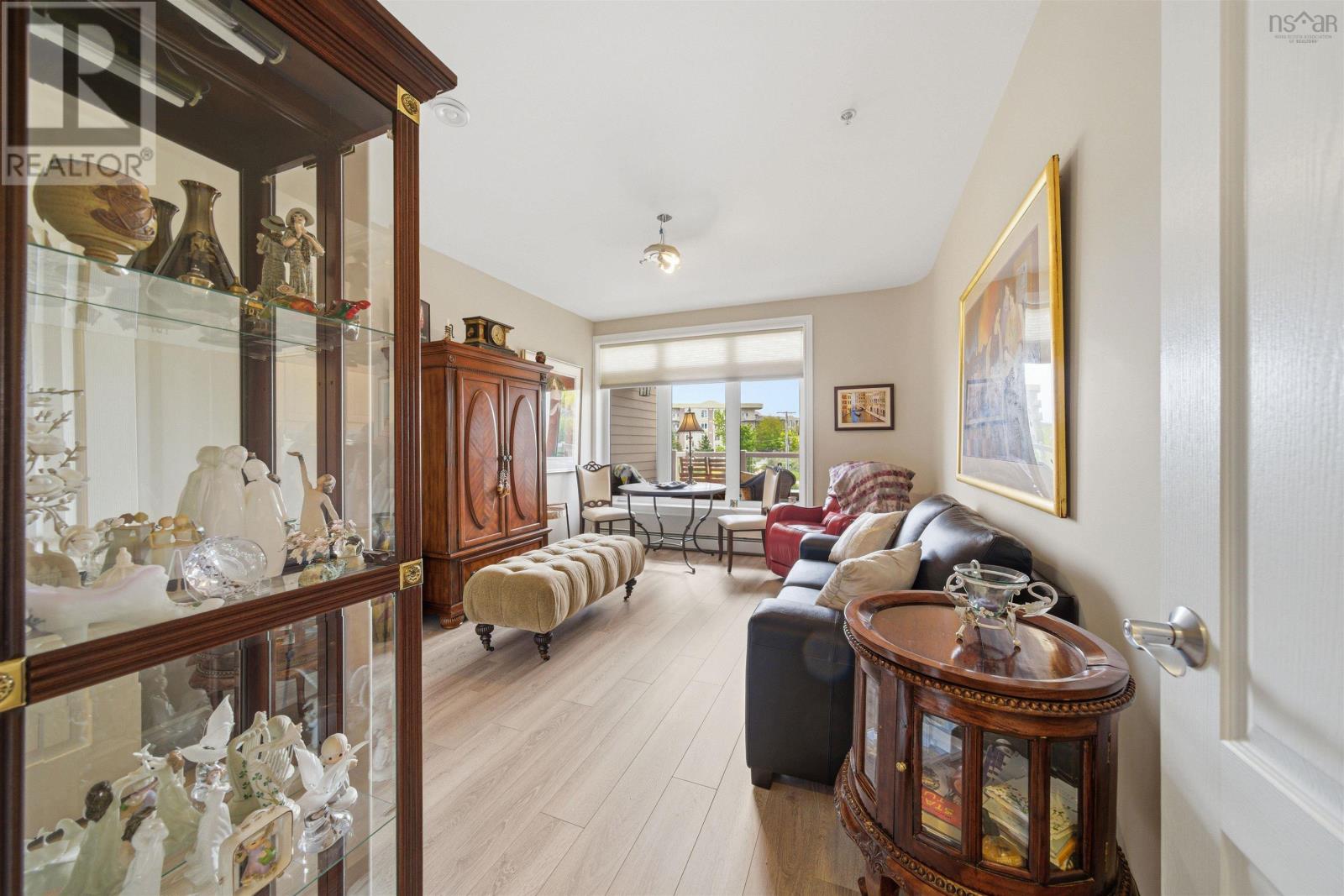 #214 94 Bedros Lane - 39