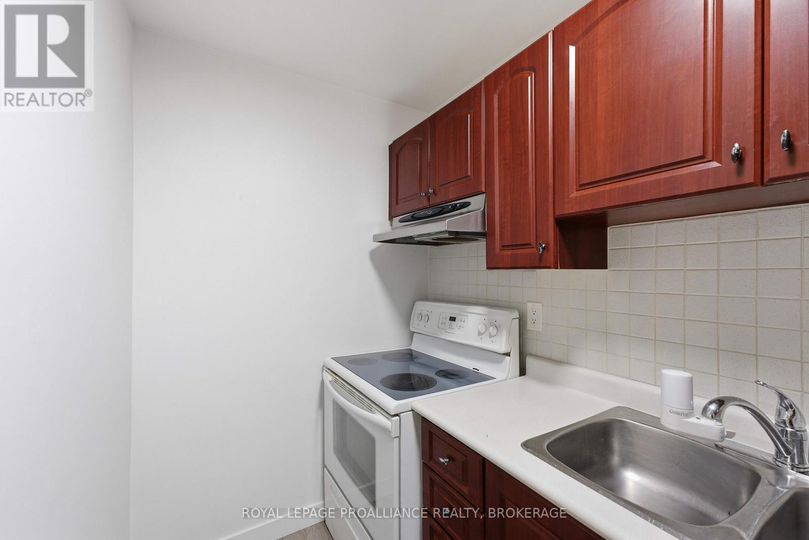 #217 573 ARMSTRONG ROAD - 14